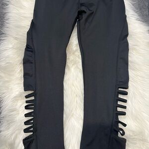 Zone Pro Women’s Cut Out Leggings -Size Sm